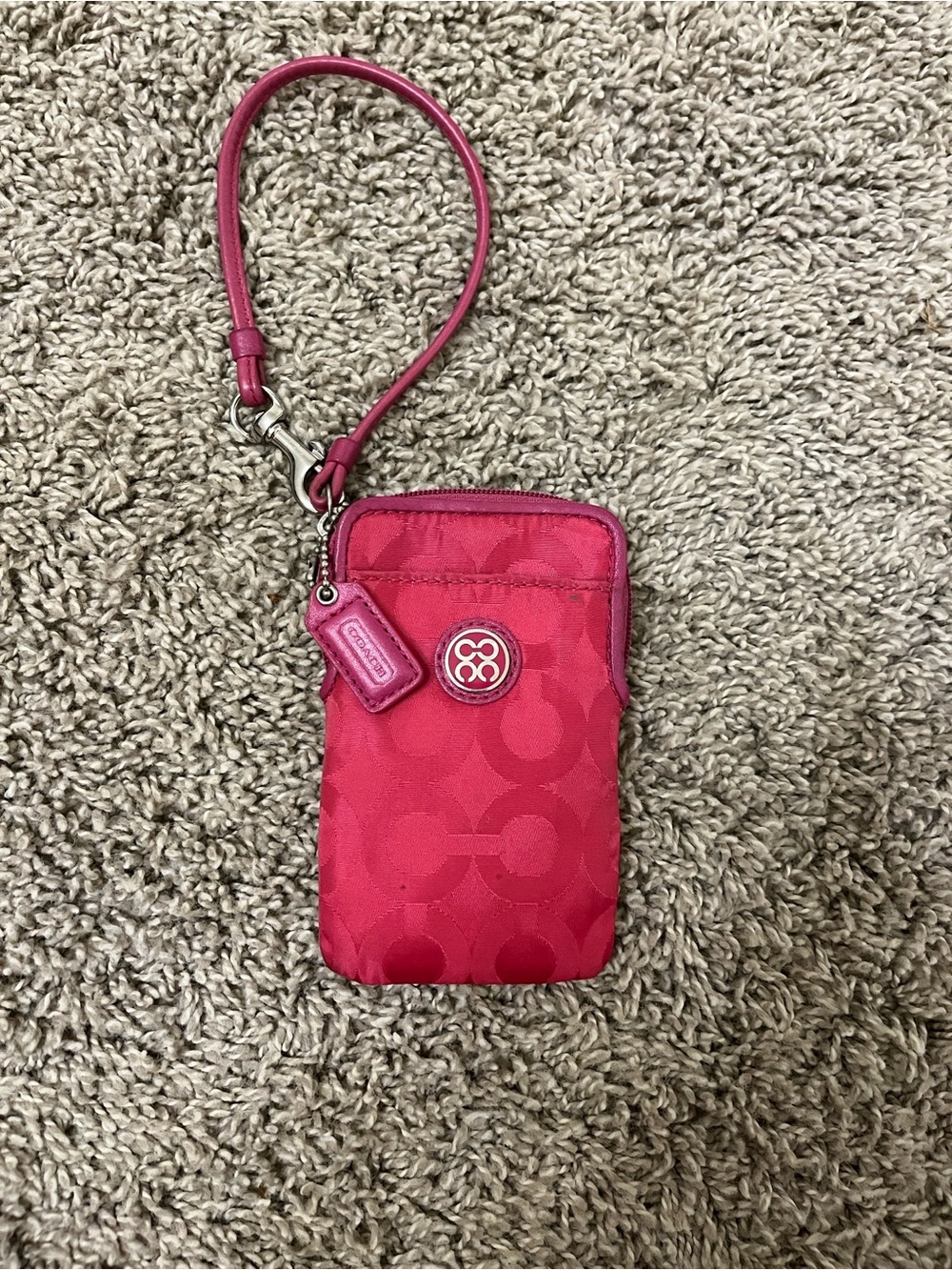 Coach Julia Nylon Universal Case - Raspberry